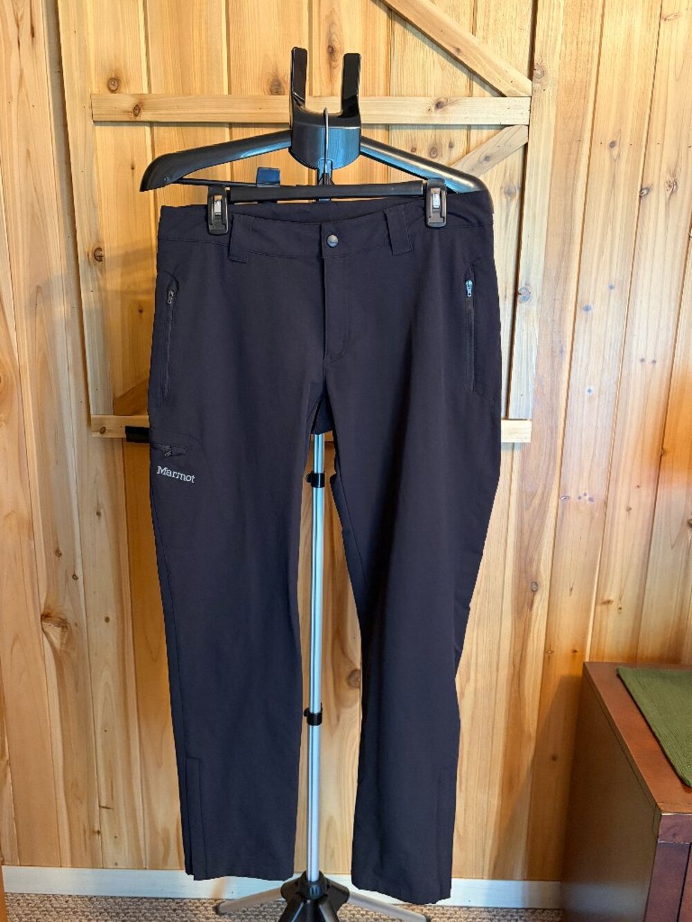 Marmot Womens F85310 Softshell Hiking Pants Black Sz 10 Ankle Zip Pockets Hiking